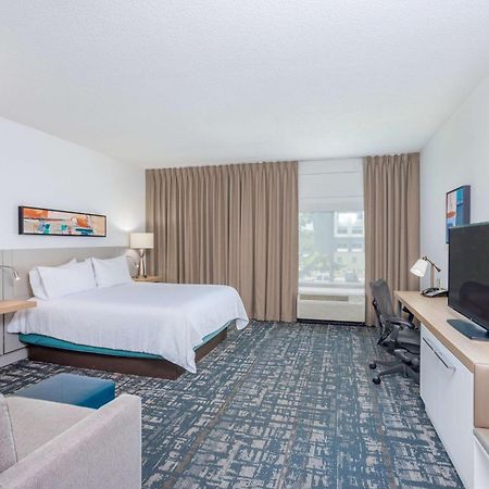 Hilton Garden Inn Cincinnati/Sharonville Exterior photo