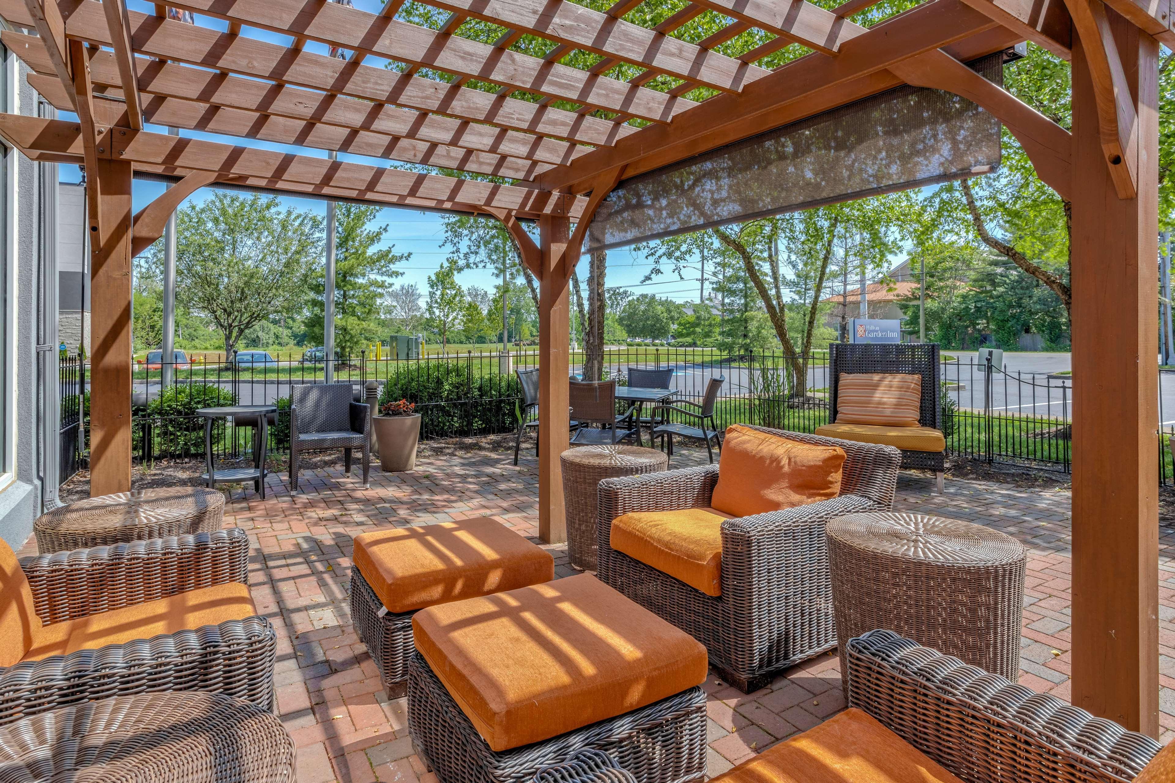 Hilton Garden Inn Cincinnati/Sharonville Exterior photo